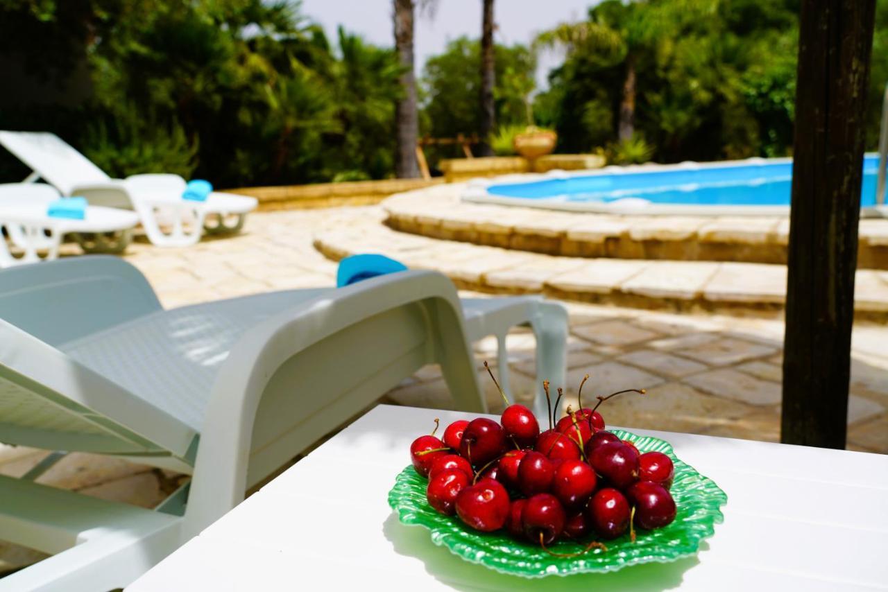 Villa Chanel Bellissima Villa Con Piscina Immersa Nella Valle D'Itria Ostuni Kültér fotó